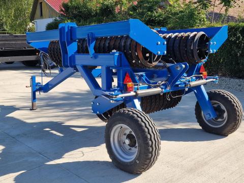 Kovács-ker VCH-6.0 vontatott Cambridge-henger