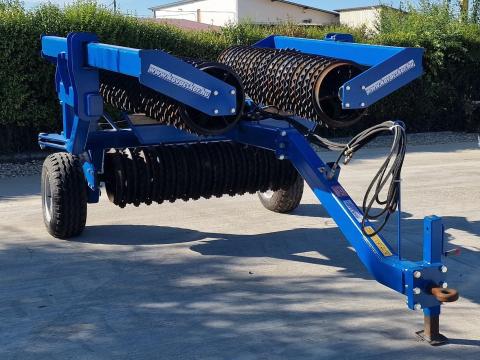 Kovács-ker VCH-6.6 vontatott Cambridge henger