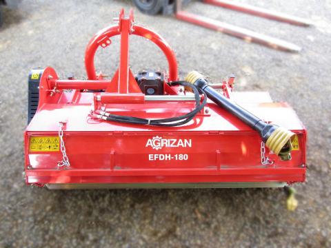 Szárzúzó,  mulcsozó 180 cm-es,  hidraulikus oldalmozgatással (kalapácsos,  kardántengellyel)