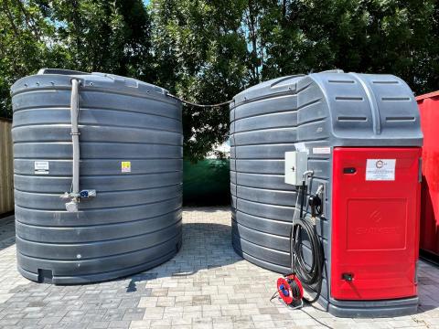 30 000 literes műanyag dupla falú gázolajtartály,  FTS tankoló automatával