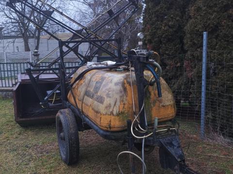 Novor vontatott vegyszerező eladó vagy cserélhető