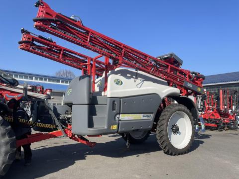 Bargam Spraymax 4500/BDL szántóföldi permetező készletről, 28 méteres munkaszélességgel