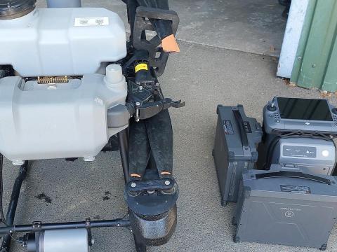 Drón eladó – DJI Agras T25 permetező drón szett