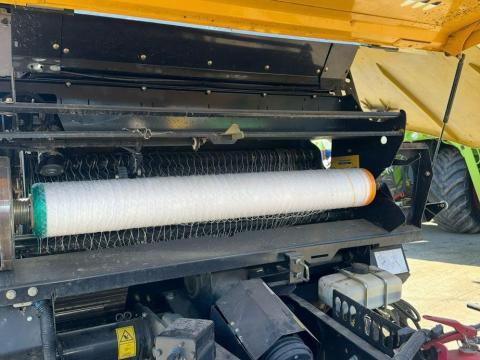 New Holland RollBelt 150 SuperFeed