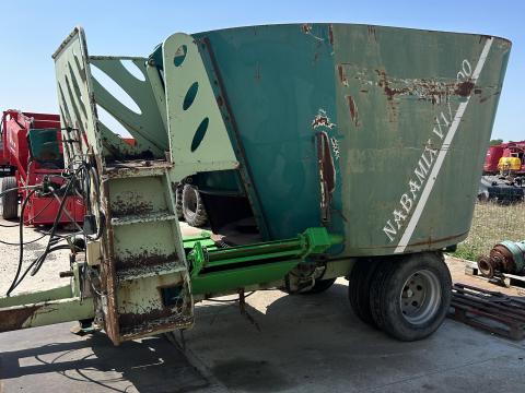 Keverő kiosztókocsi