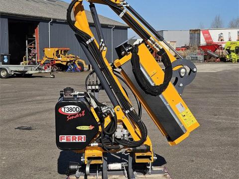 FERRI T380D rézsűkasza - ROYAL TRAKTOR