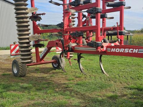 Horsch Terrano 5 FX grúber kitűnő állapotban eladó