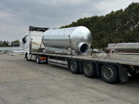 Új 10 000 literes szippantótartály szippantókocsira