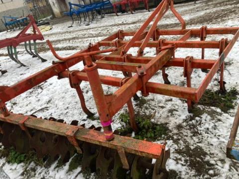 Gruber eladó 11 kapás, tárcsás elmunkálóval