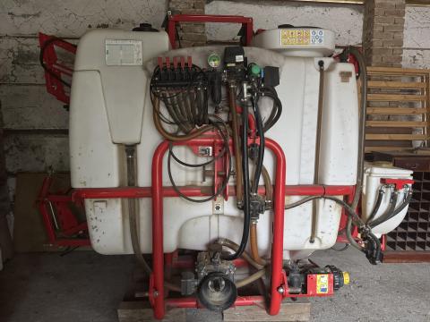 Eladó AGS 1000 literes függesztett permetező