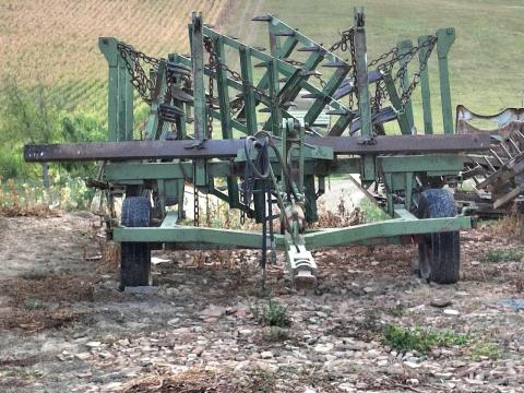 Eladó 8 .8 méteres nehéz fogas borona kitűnő állapotban