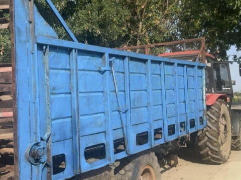 Szóró trágyaszóró T088