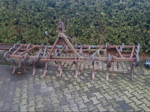 4 m széles nagy rugós kapa eladó