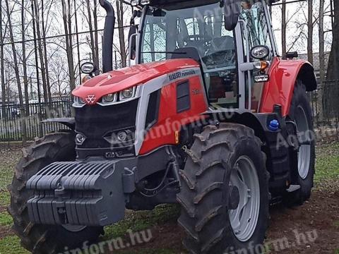 Massey Ferguson 7S.155 Dyna-6 traktor