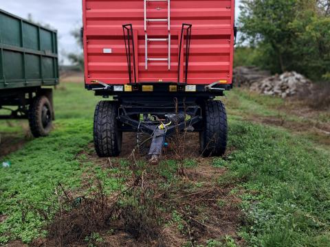 Újszerű Palazoglu pótkocsi eladó
