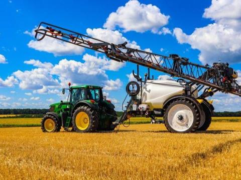 Boguslav Atlant 4200/36 szántóföldi vontatott permetező - akciós áron – csak a Royal Traktornál