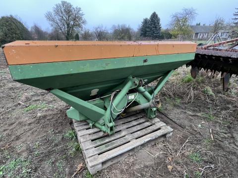 Amazon műtrágya szóró