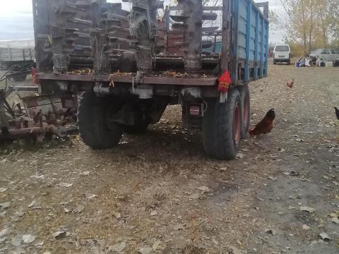 Eladó trágyaszórók T088 2db