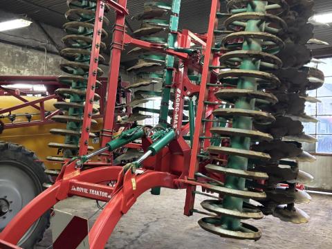 Agromasz rövid tárcsa eladó – 5 méteres, hibátlan lapokkal