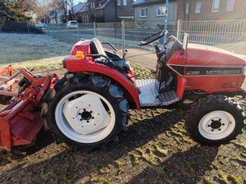 Mitsubishi MT205 kompakt traktor