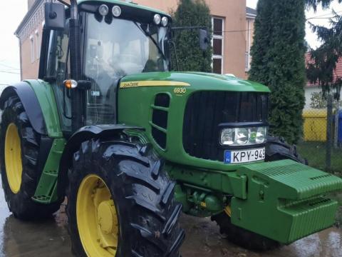 John Deere 6930 Premium traktor eladó