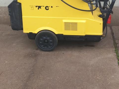 Kärcher HDS 1210 magasnyomású melegvizes mosó eladó