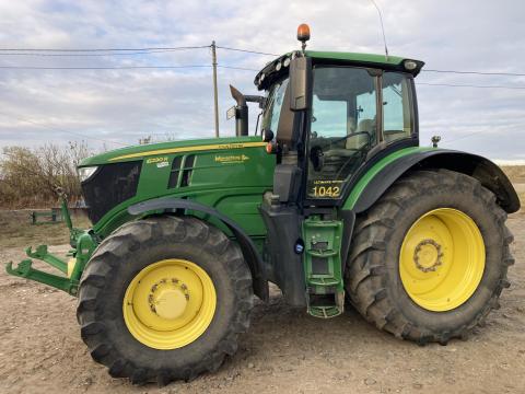 John Deere 6230R