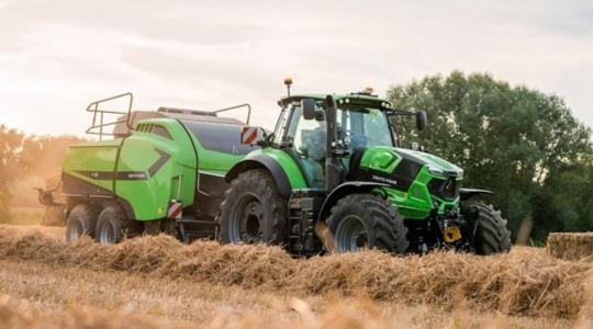 Totális hatékonyság: itt van az új traktorszéria!