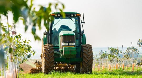 Szabályok, amelyeket figyelembe kell vennünk munkagépek üzemeltetése esetén