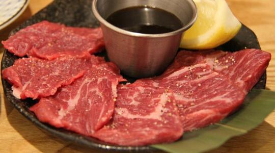 Hogyan lehet „wagyu" típusú, márványozott marhahúst olcsóbban előállítani?