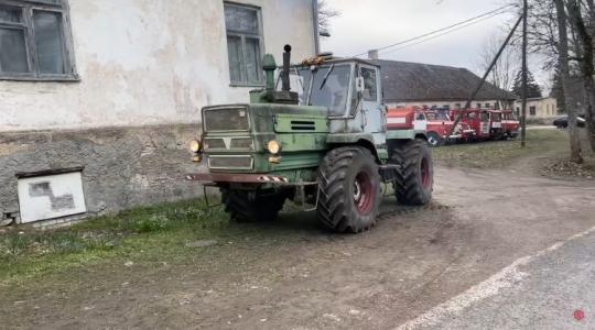 Vajon beindítható-e egy traktor, ha 5 éven át egy helyben állt?+VIDEÓ