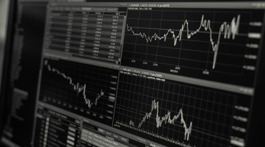 Mindannyiunkat érint: közel a 410 forintos euró!