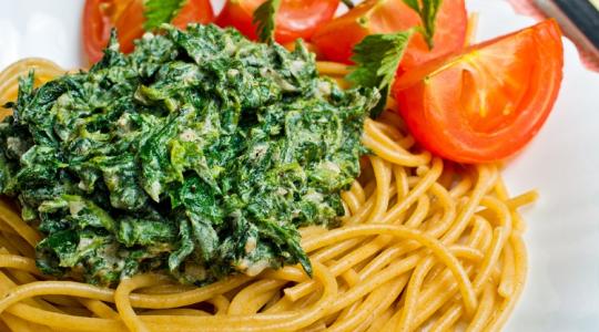 Ingyen van és egészségesebb, mint a spenót!