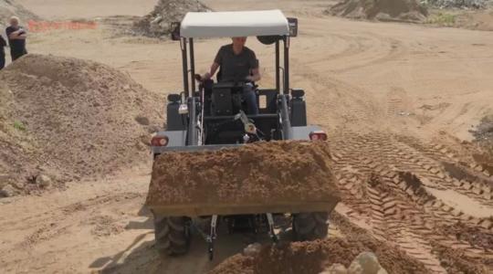 Megérkezett a Volkswagen első traktora! +VIDEÓ