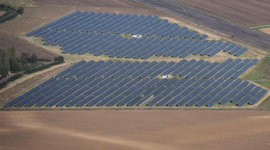 Napelem-stop Amerikában: a Trump-kormány a gazdáknak adná a forrást