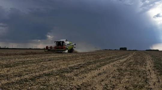 3 napos előrejelzés: Bárhol kitörhet egy vihar, napokig ránk telepszik a front