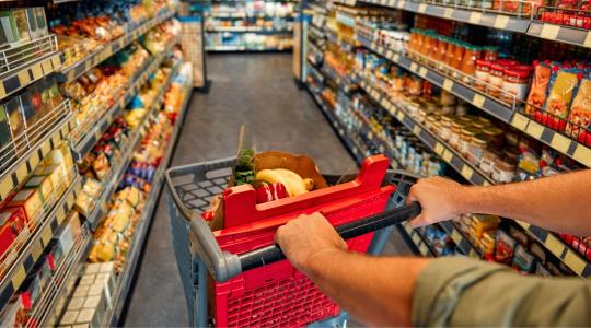 Ennyivel lenne drágább a tej, a tojás és a krumpli, ha más döntés születik