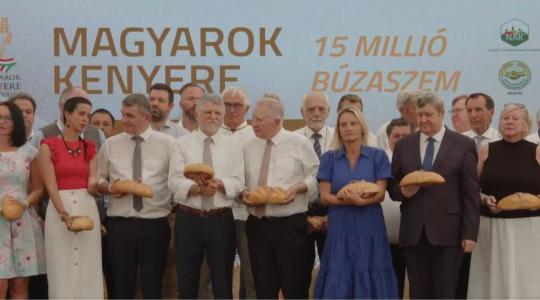 Ünnep a magyar gazdák tiszteletére: Búzaösszeöntő Ünnepséget tartottak Edelényben + VIDEÓ