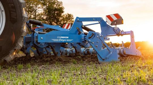 A LEMKEN új talajlazítót mutat be