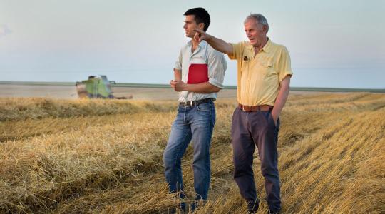 Generációváltás a mezőgazdaságban: mit kell tudni a gazdaságátadási szerződésről?