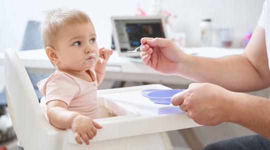 Termékvisszahívás: idegen anyag kerülhetett egy gyerekeknek szánt élelmiszerbe