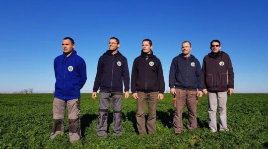 Petrezselyemmel a csúcsra – meg lehet élni ebből? Igen!