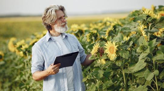 Megvonhatják a támogatást a nyugdíjas gazdáktól