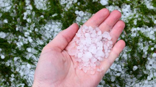 Jégeső csapott le a fél országra