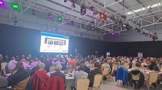 Intelligens gabonatárolás – Terményszárítás gázkiváltással – KAP 2025 Pályázatok - ezekkel a témákkal hívja Kecskemétre az agráriumot a HETECH Group 