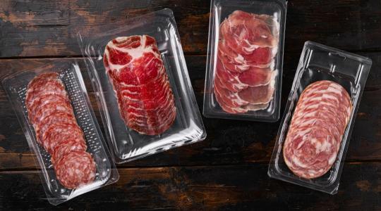 Láthatatlan veszély az ételben? – Az újrahasznosított csomagolások kockázatai