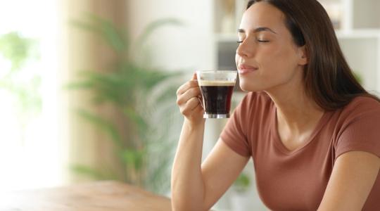 A kávé tart életben? Felejtsd el! Ez a gyümölcs gyorsan és tartósan lát el energiával, és a stroke ellen is véd!