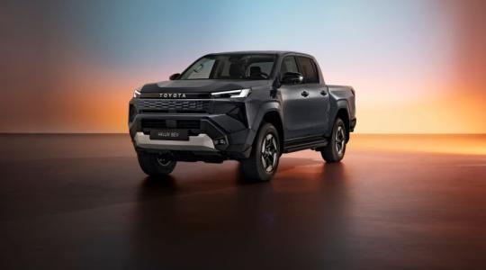 A Toyota bemutatta az új Hiluxot – érkezik az ikonikus pickup első elektromos változata