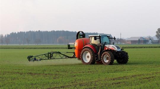 Veszélyes lehet, ha nem megfelelően kezeljük a növényvédő szeres hulladékokat