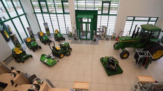 Szekszárdon nyitott új szervizközpontot a KITE Zrt.